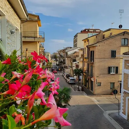 Hotel Casa Matilda Porto SantʼElpidio Exterior foto